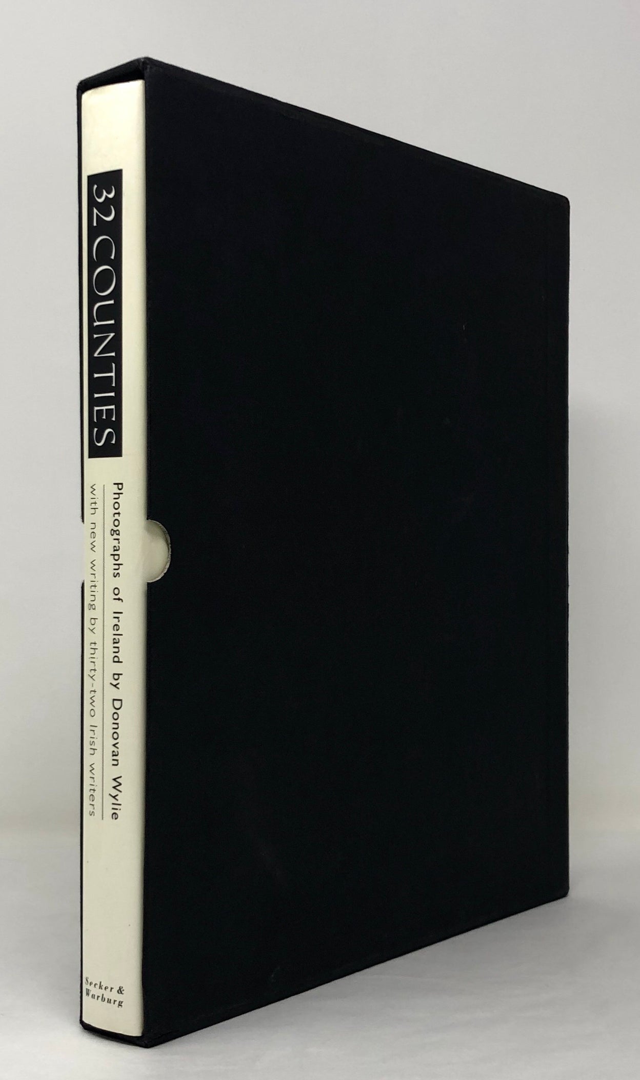 32 Counties. Photographs of Ireland by Donovan Wylie.