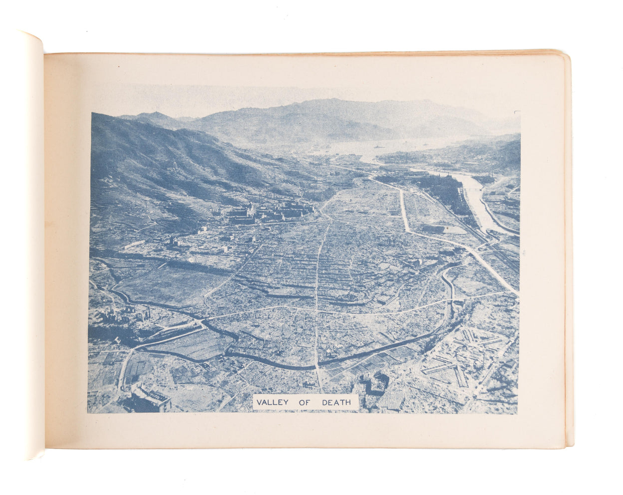 Pictorial Arrowhead - Occupation of Japan by Second Marine Division.