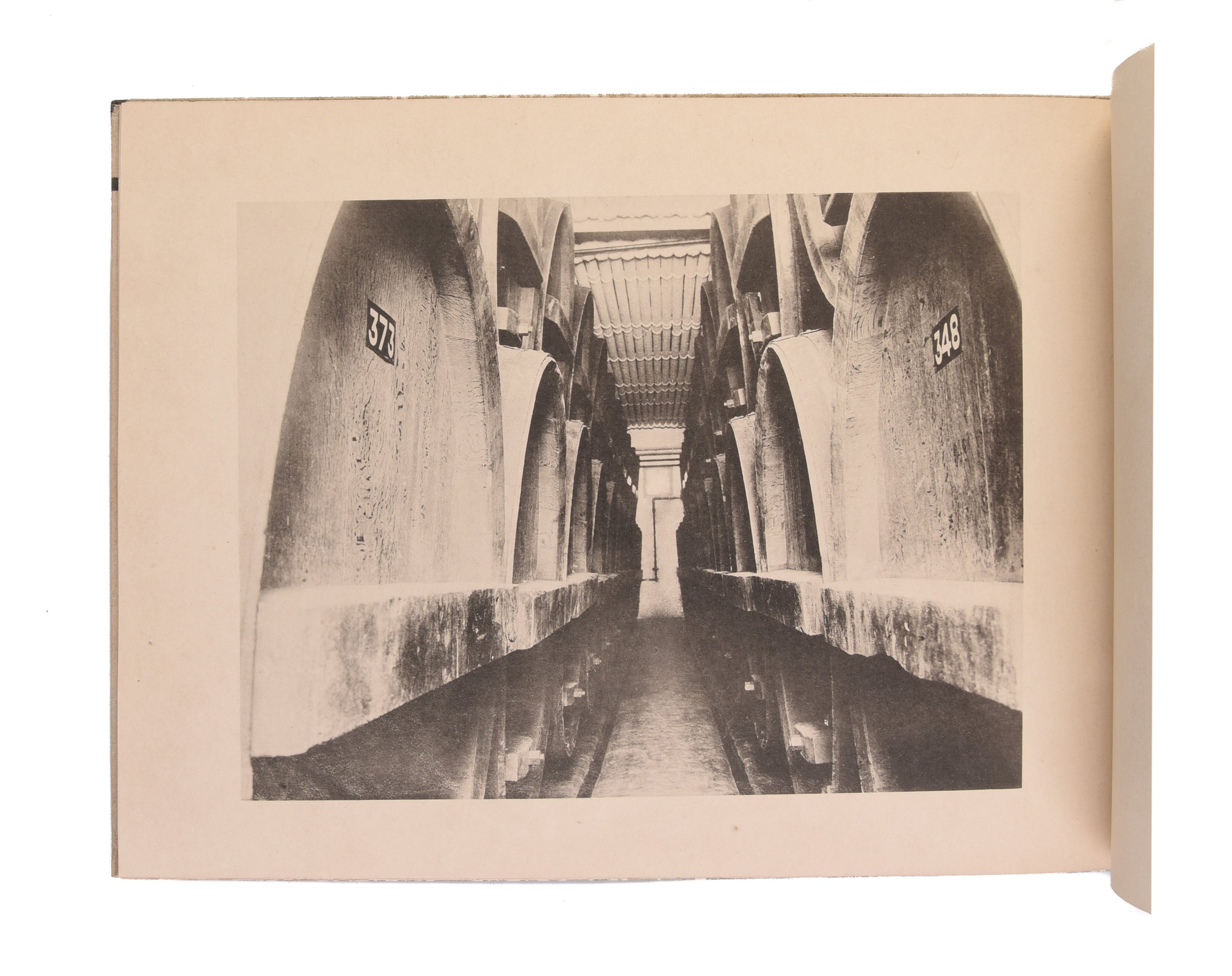 Togu denka gyokei kinen shashincho. [Memorial Album on the occasion of the Prince's visit].