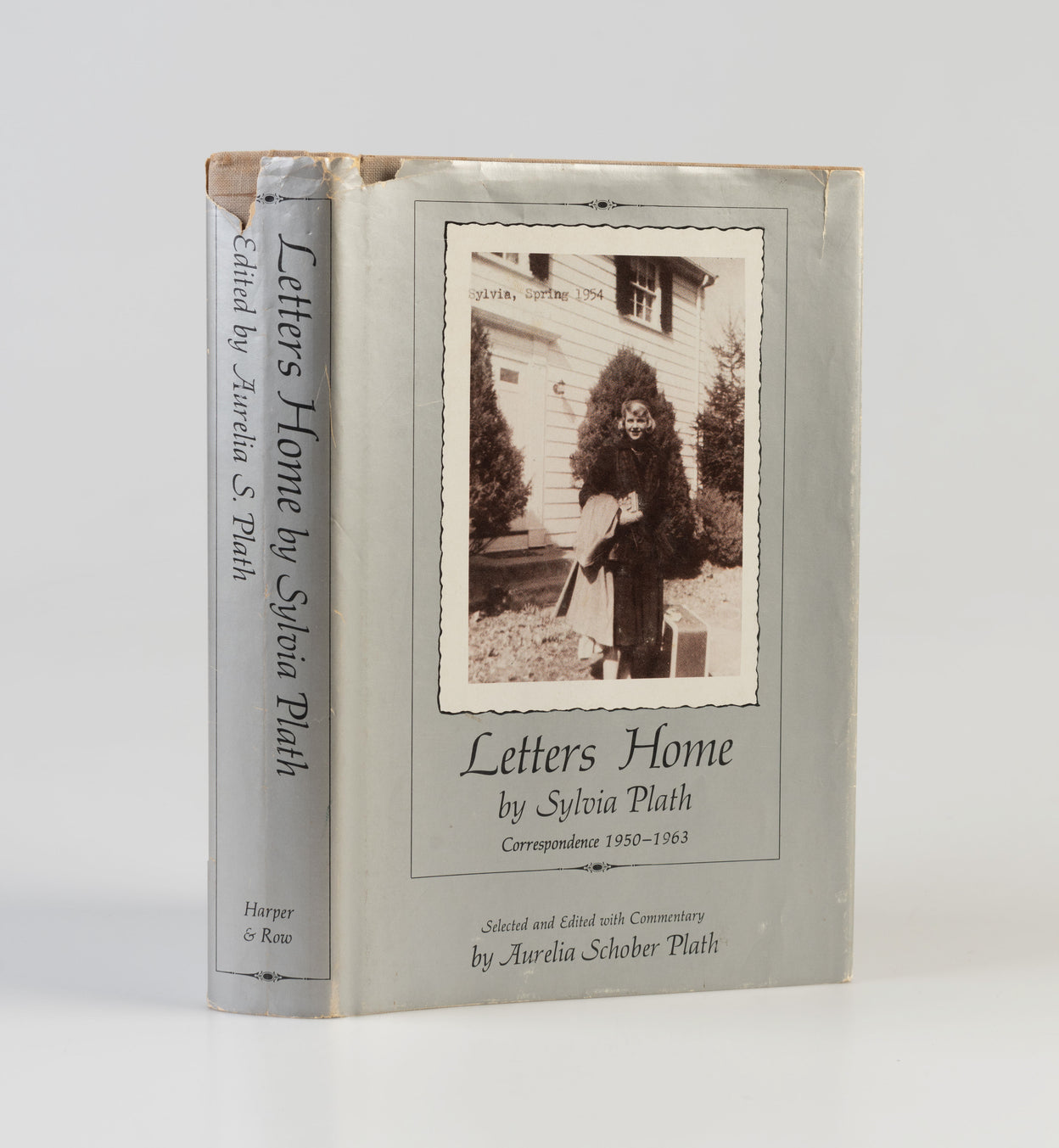 Letters Home. Correspondence 1950-1963. Selected and Edited with Commentary by Aurelia Schober Plath.