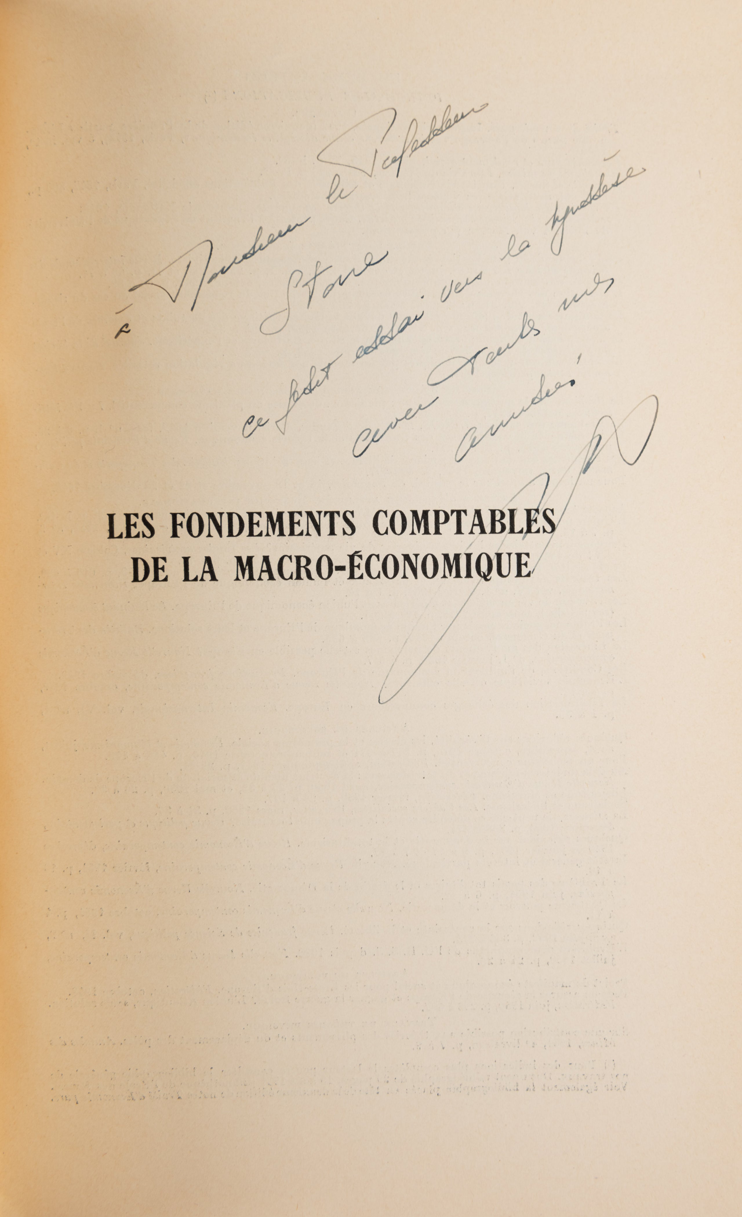 Les fondements comptables de la macro-économique. Les équations comptables entre quantités globales et leurs applications.