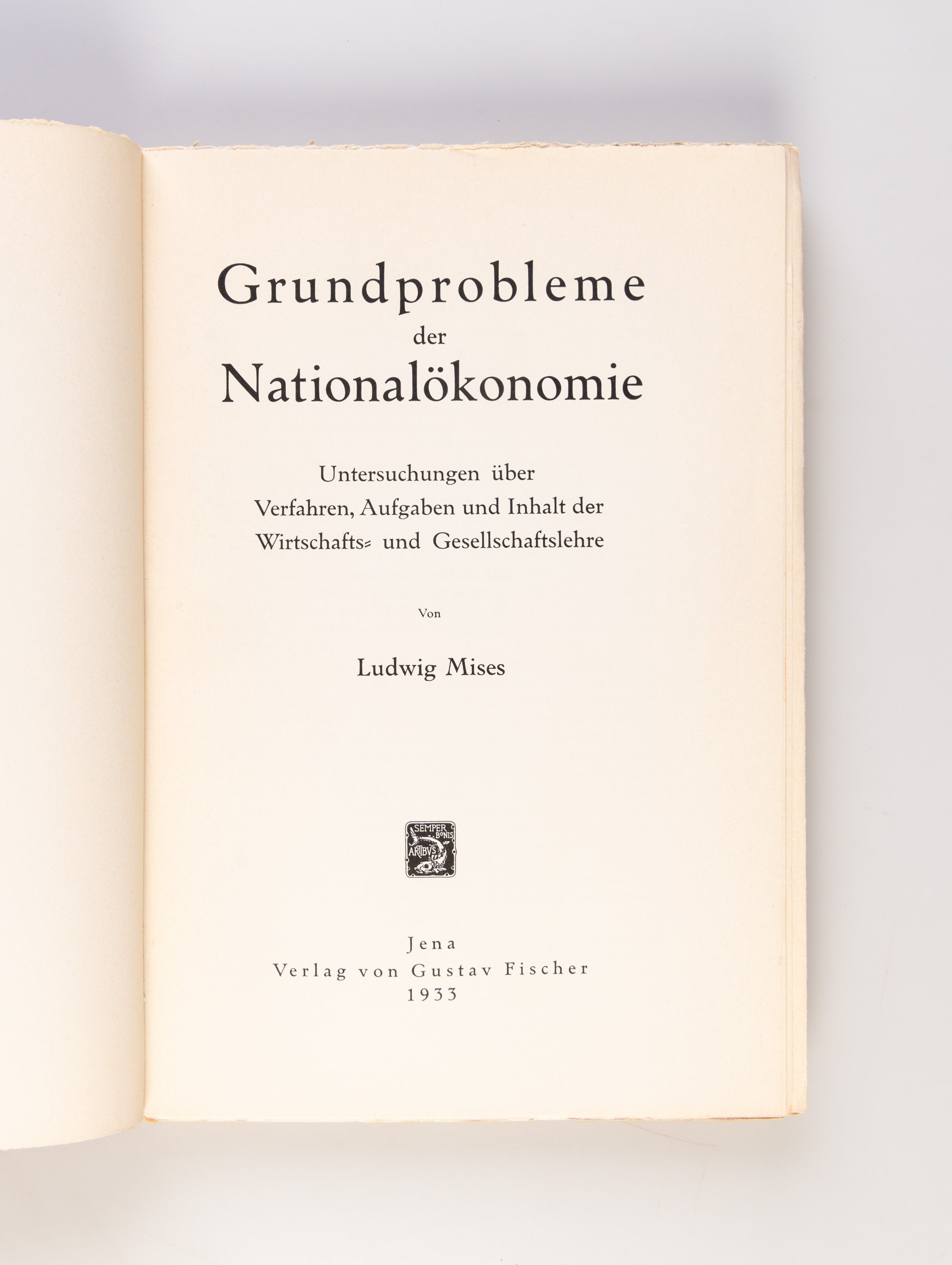 Grundprobleme der Nationalökonomie. Untersuchungen über Verfahren, Aufgaben und Inhalt der Wirtschafts- und Gesellschaftslehre.
