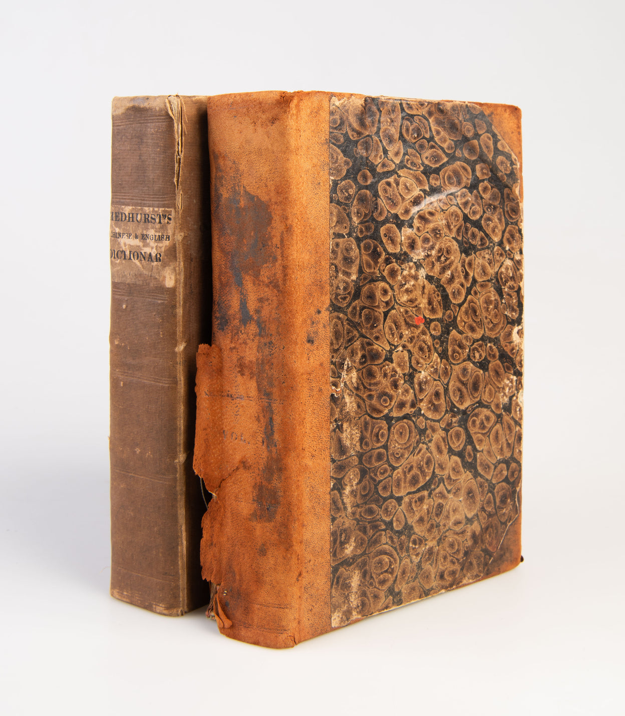 Chinese and English Dictionary; Containing all the words in the Chinese Imperial Dictionary, arranged according to the Radicals.