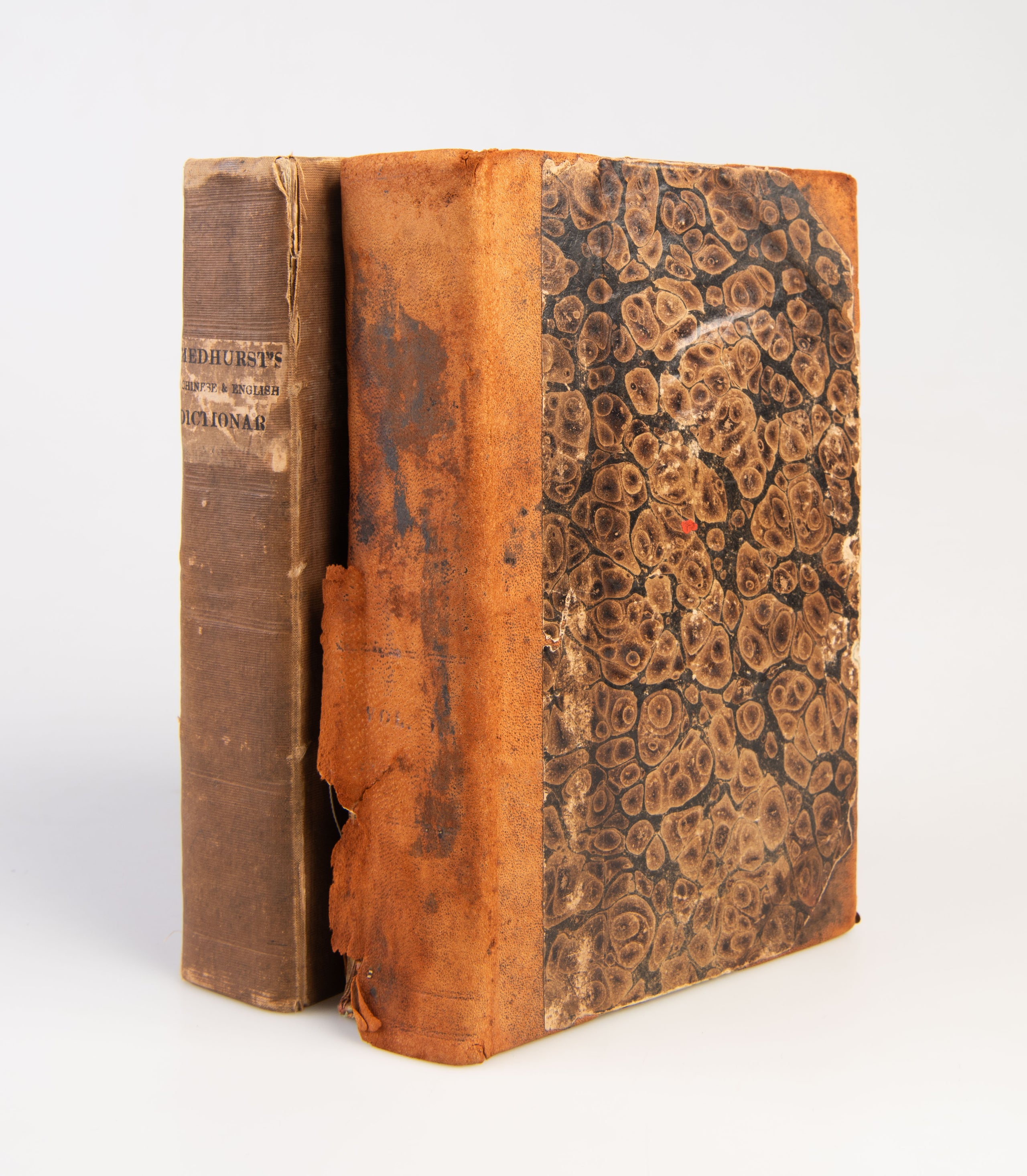 Chinese and English Dictionary; Containing all the words in the Chinese Imperial Dictionary, arranged according to the Radicals.