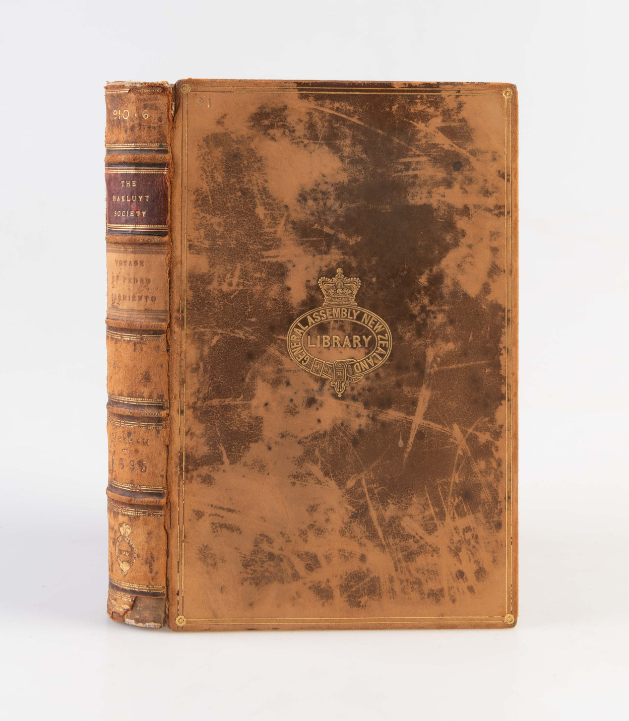 Narratives of the Voyages of Pedro Sarmiento de Gambóa to the Straits of Magellan.