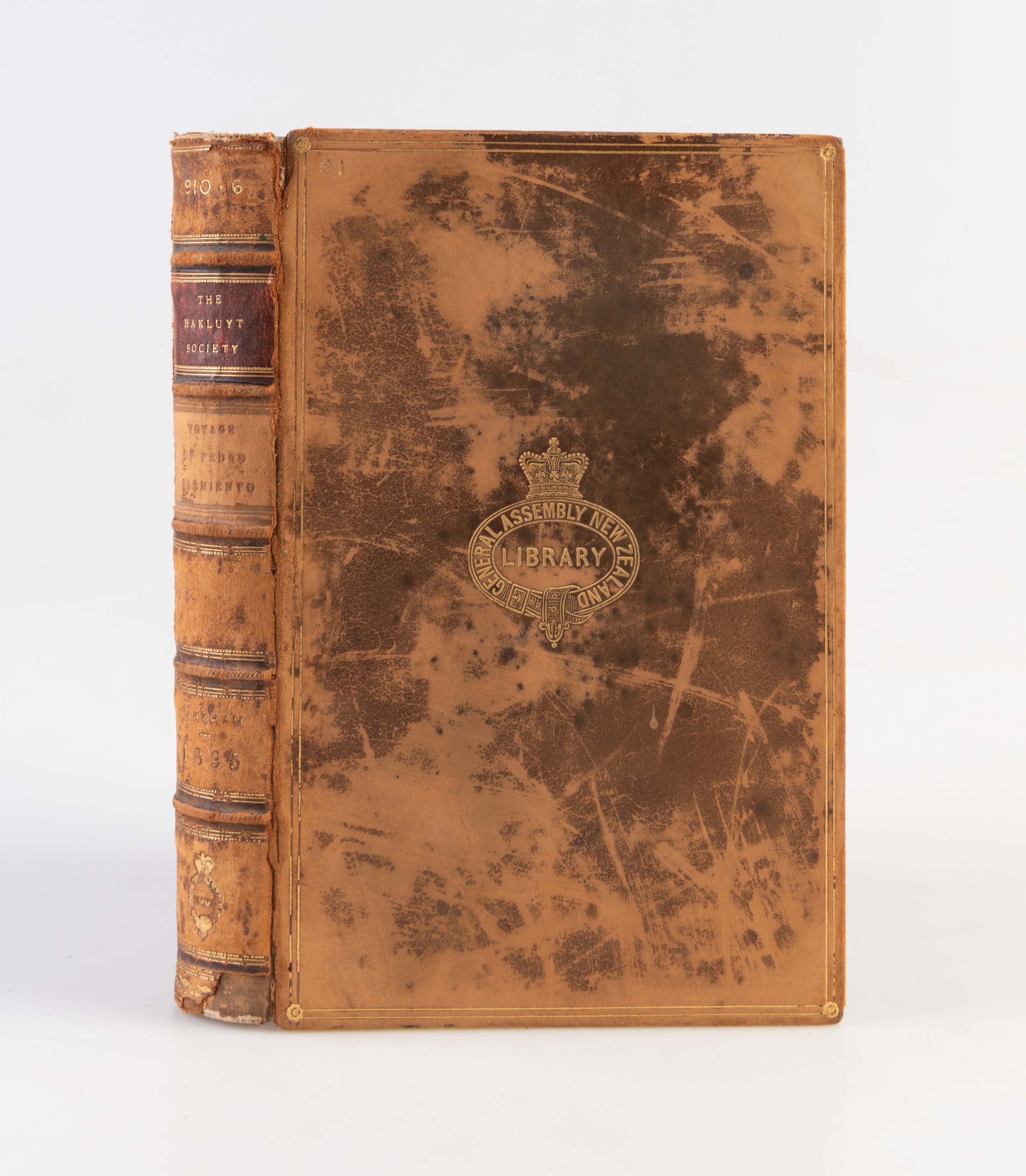 Narratives of the Voyages of Pedro Sarmiento de Gambóa to the Straits of Magellan.