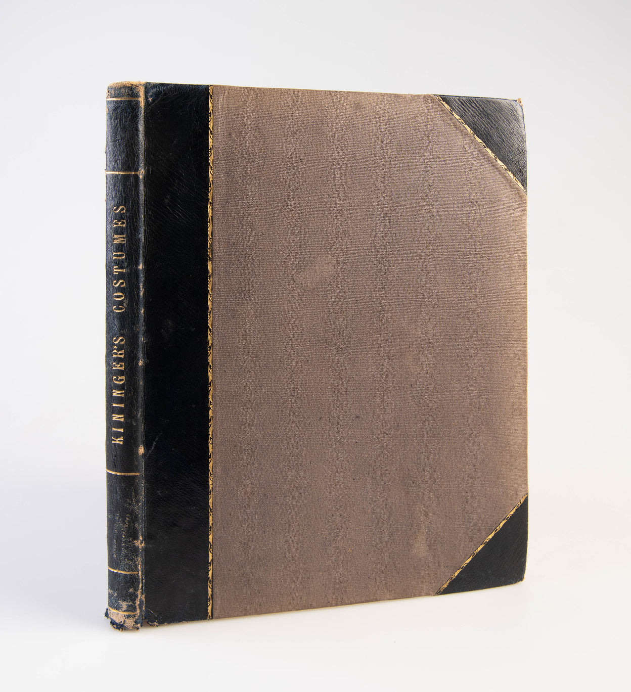 [Costumes des differentes nations composant les etats hereditaires de S.M. et R.].