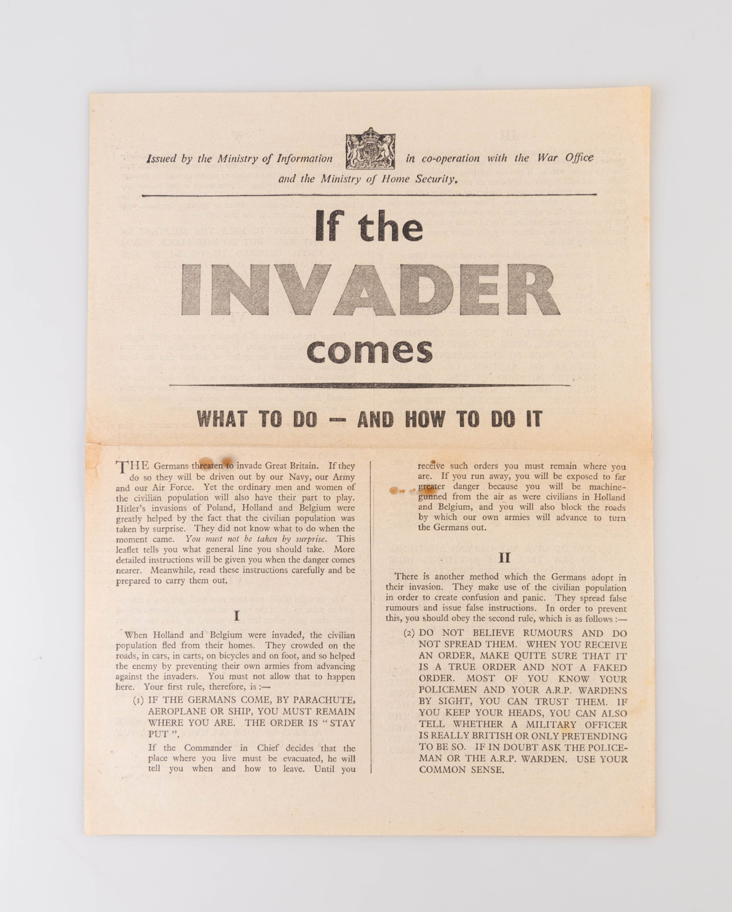 If the Invader Comes. What to do - and How to do it. [with:] Beating the Invader. A Message from the Prime Minister.