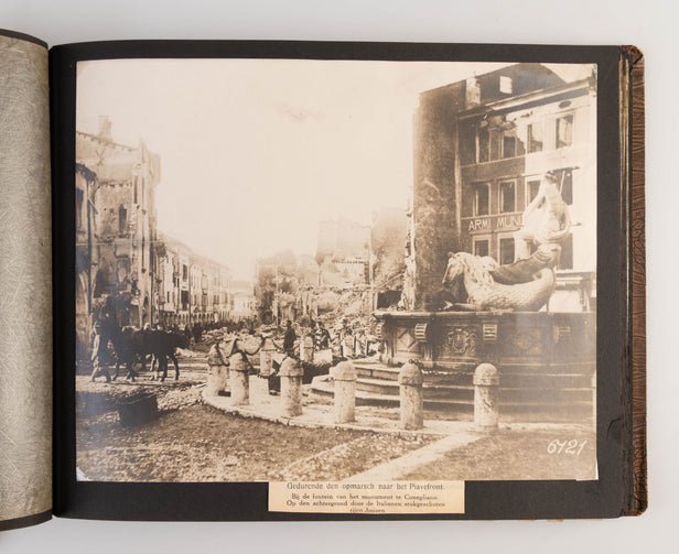 [Album of World War I photographs.]
