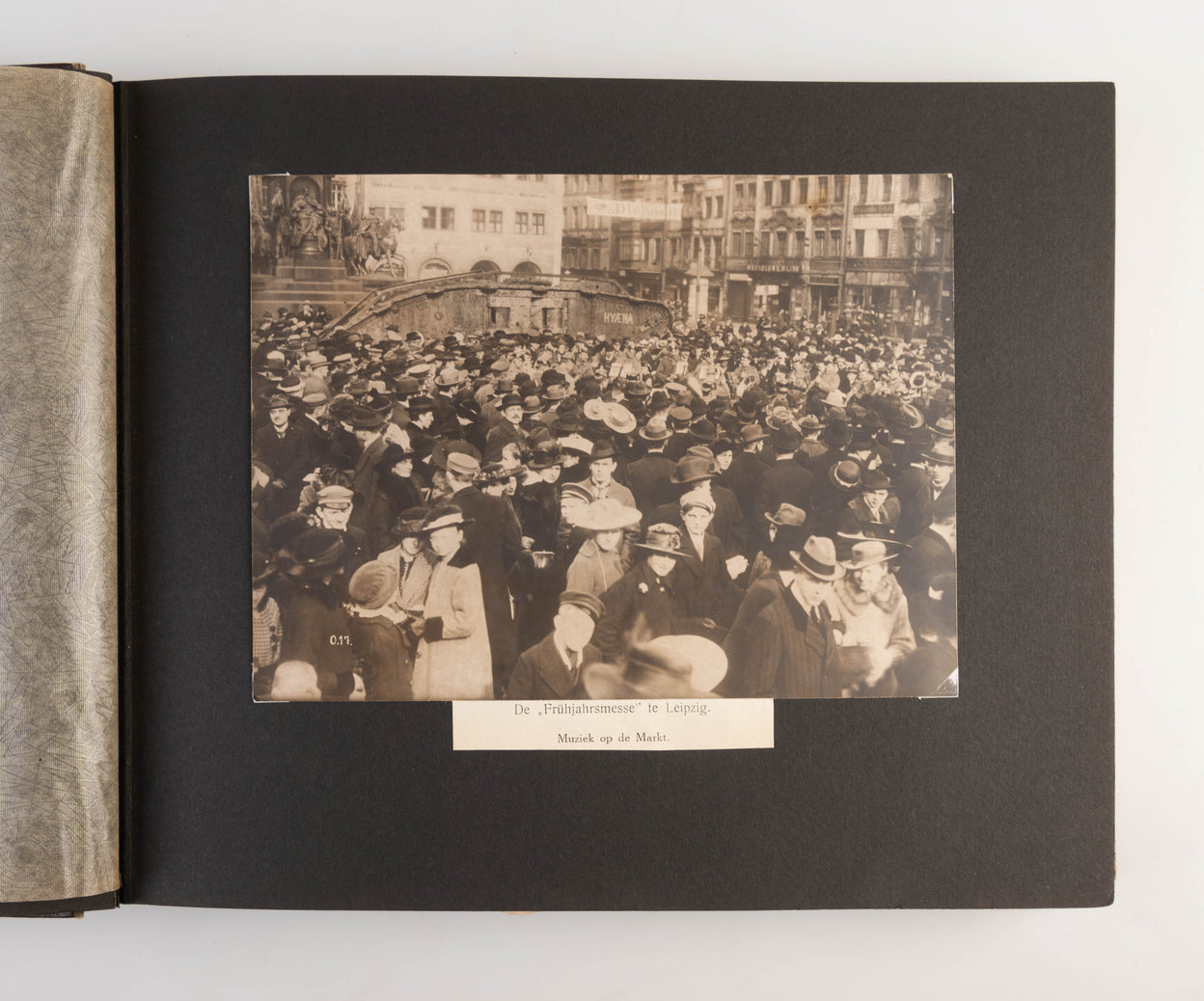 [Album of World War I photographs.]
