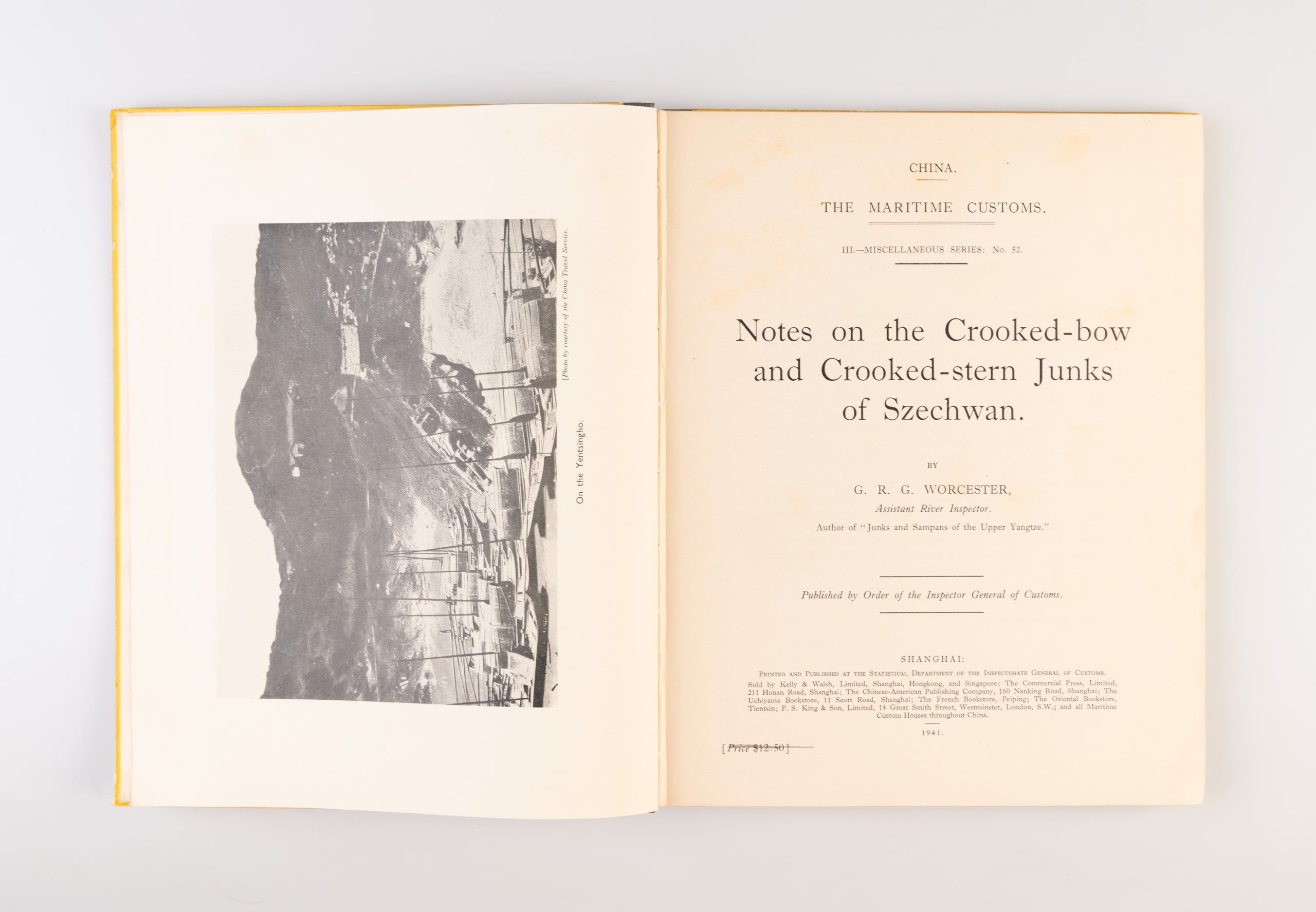 Notes on the Crooked-bow and Crooked-stern Junks of Szechwan.