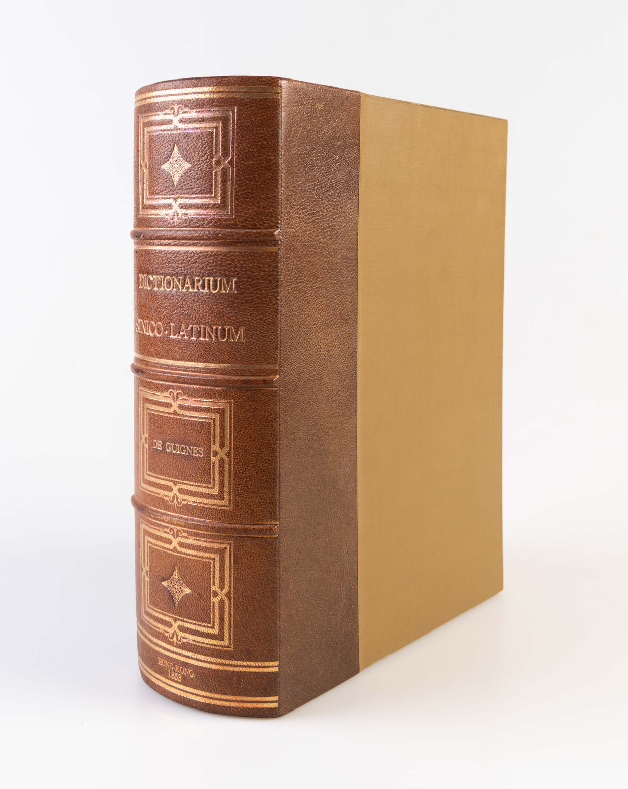 Dictionarium Sinico-Latinum... Meliori ordine digestu, characteribus sinicis ad voces in phrasibus appositis ; nonnullis linguae sinicae notionibus praemissis labore, cura, ac diligentia...