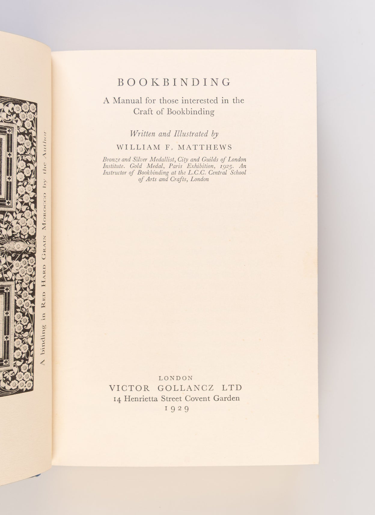Bookbinding. A Manual for those interested in the Craft of Bookbinding.