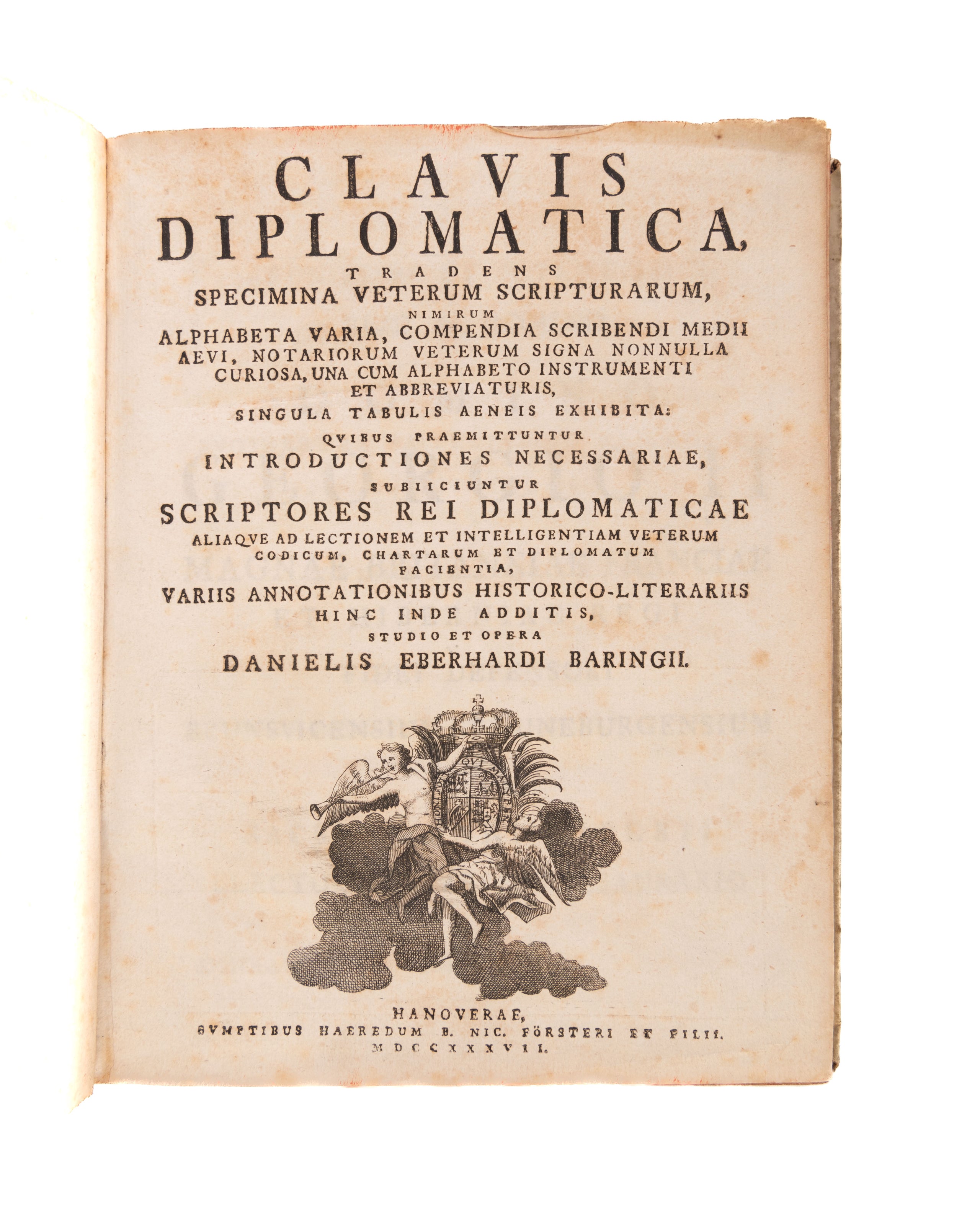 Clavis diplomatica, tradens specimina veterum scripturarum, nimirum alphabeta varia, compendia scribendi medii aevi, notariorum veterum signa nonnulla curiosa, una cum alphabeto instrumenti et abbreviaturis, singula tabulis aeneis exhibita. Hanover, heirs